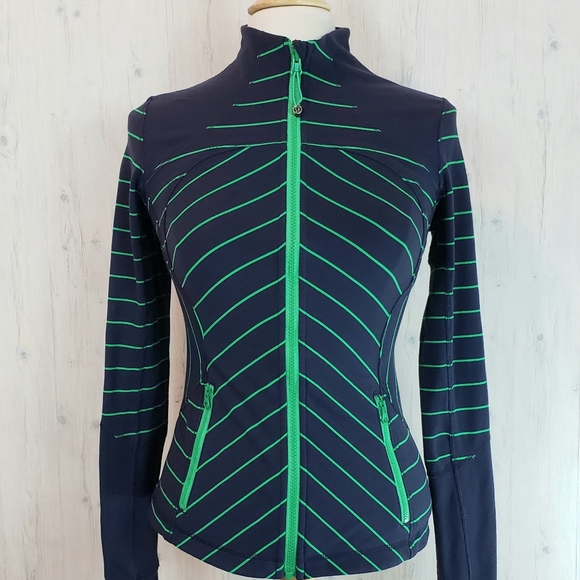 Lululemon Forme Jacket Green Bean Inkwell Size 6